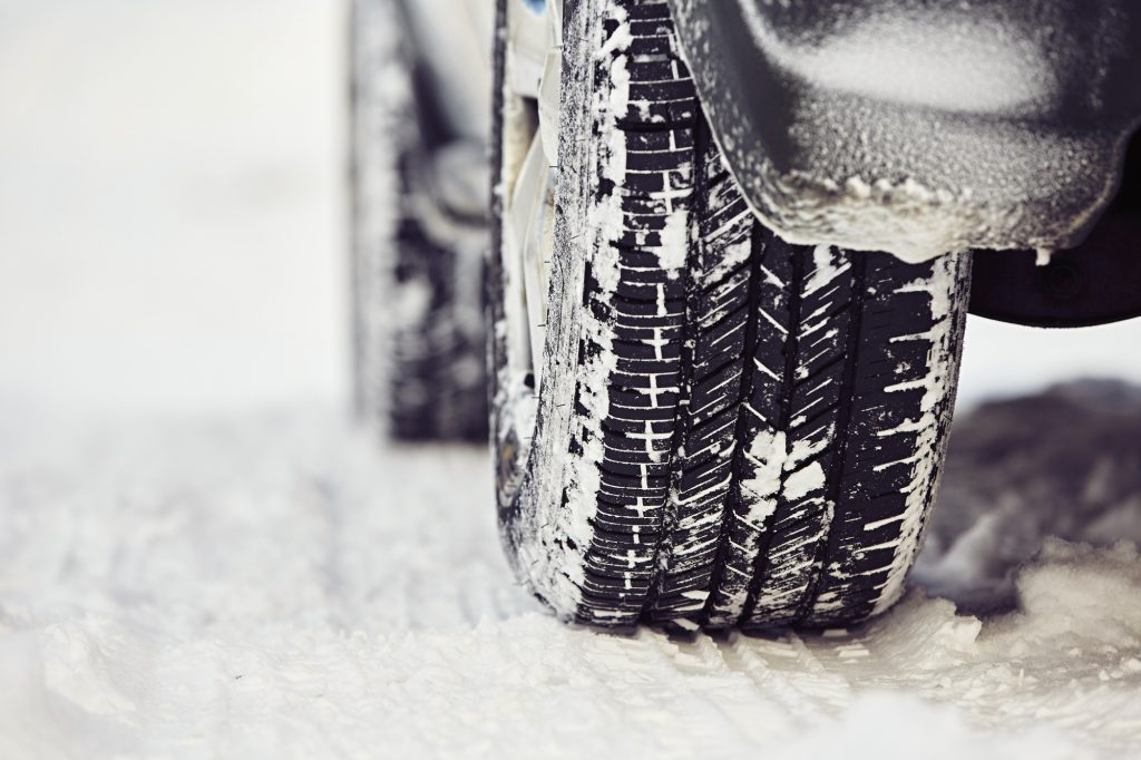 An Ultimate Guide to All-Season vs. All-Weather Tires in Canada - Banner