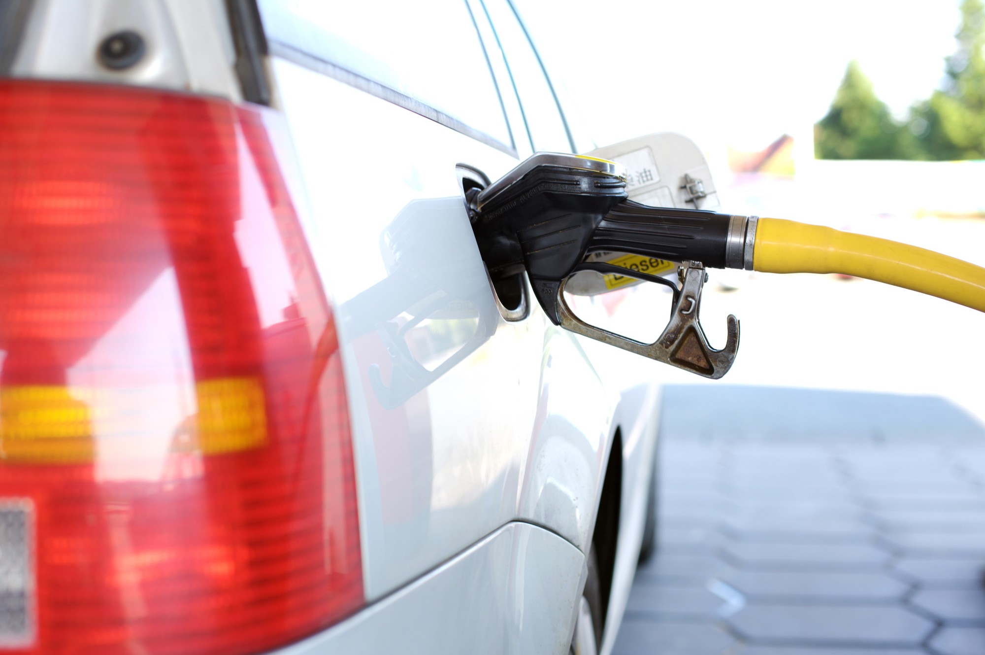 12 Driving Tips to Improve Your Fuel Efficiency