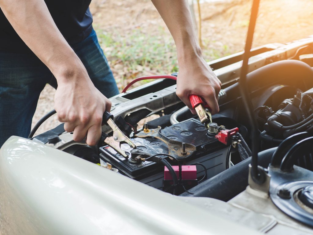 Dead Car Battery: What's the Cause and How to Fix It - Banner