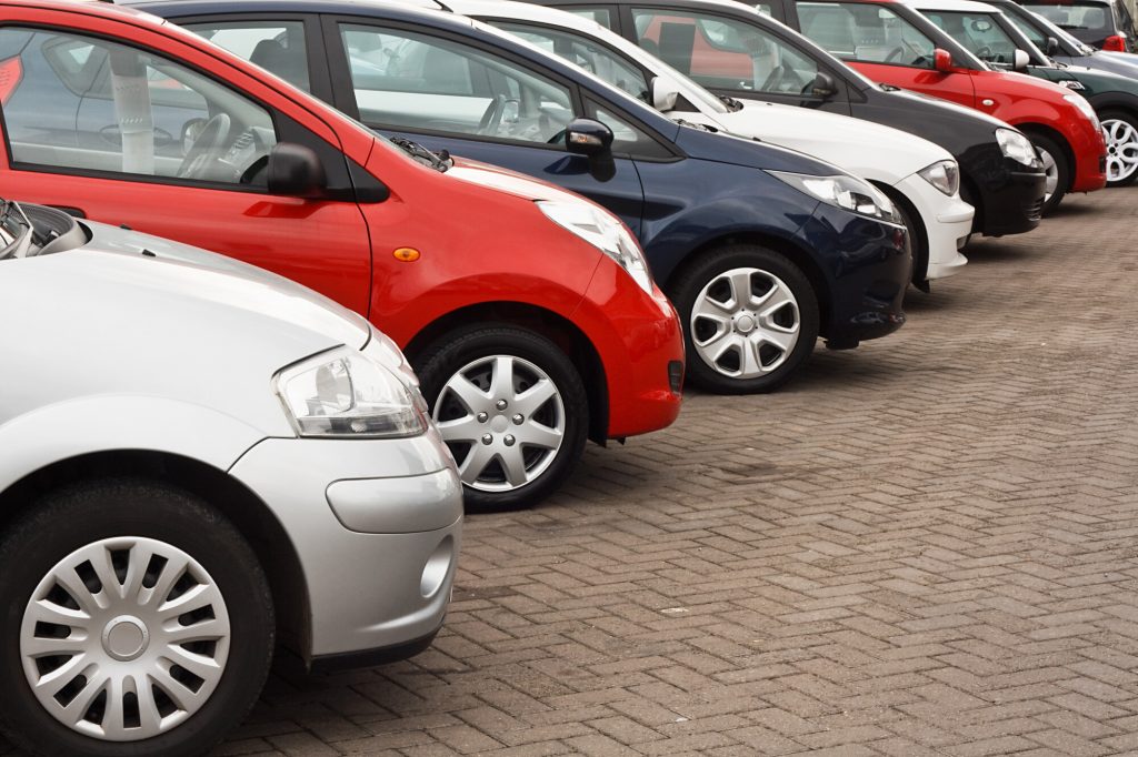 New Vs. Used Car: Which Is Right For You? - Banner
